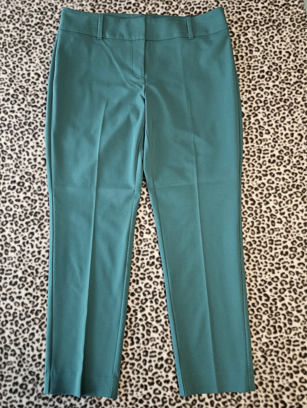 WHBM Teal Blue Signature Collection Smooth Stretch Slim Ankle Pant, Size 10, NWT